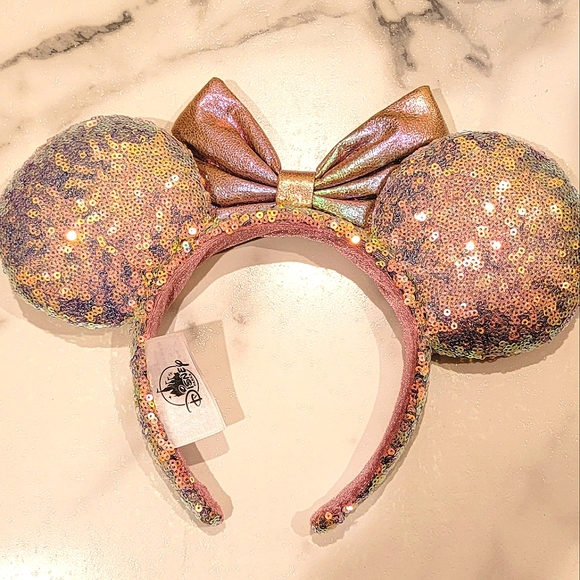 LIKE NEW - Disney Parks 50th Anniversary Earidescent Minnie Ears Headband - Picture 4 of 6